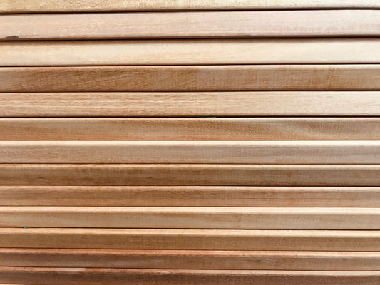 Garapa Rhombusleisten, 20x65 mm, KD, 15° Schräge, gehobelt, Kanten gerundet