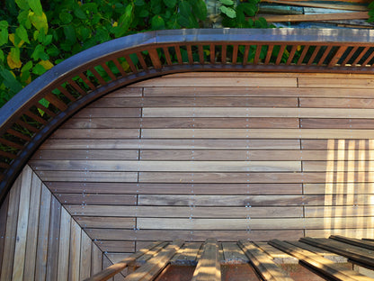 Guyana Teak (Basralocus) Terrassendielen, 25x140 mm, KD, glatt/glatt