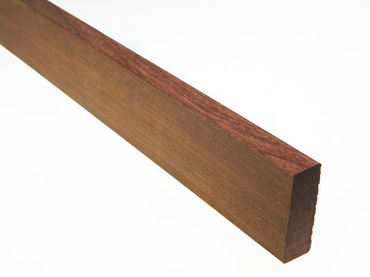 Ipe Rhombusleisten, 20x65 mm, AD 15° Schräge, gehobelt, Kanten gerundet