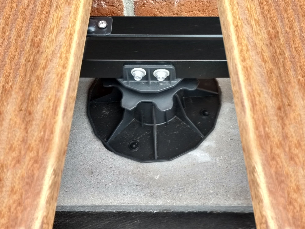 KAHRS Terrassenbohrschraube für Alu-UK 4,8x20 mm, V2A, 6-Kant, 100 Stück/Pack mit 16 mm Dichtscheibe