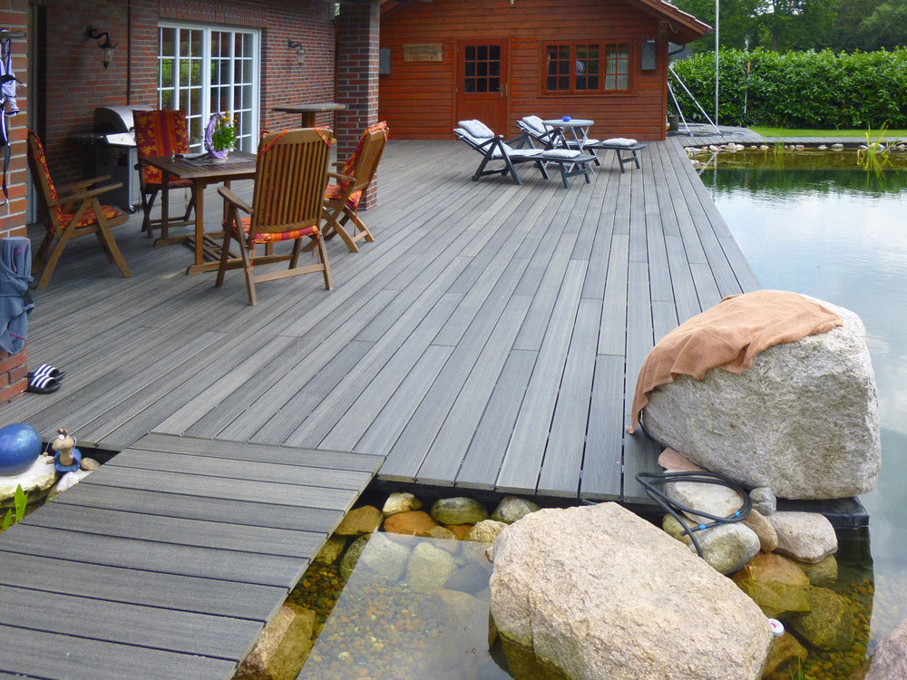 21x139 mm, "Die Kernige", WPC-Terrassendielen, Holzmaserung/fein, grau, Vollprofil