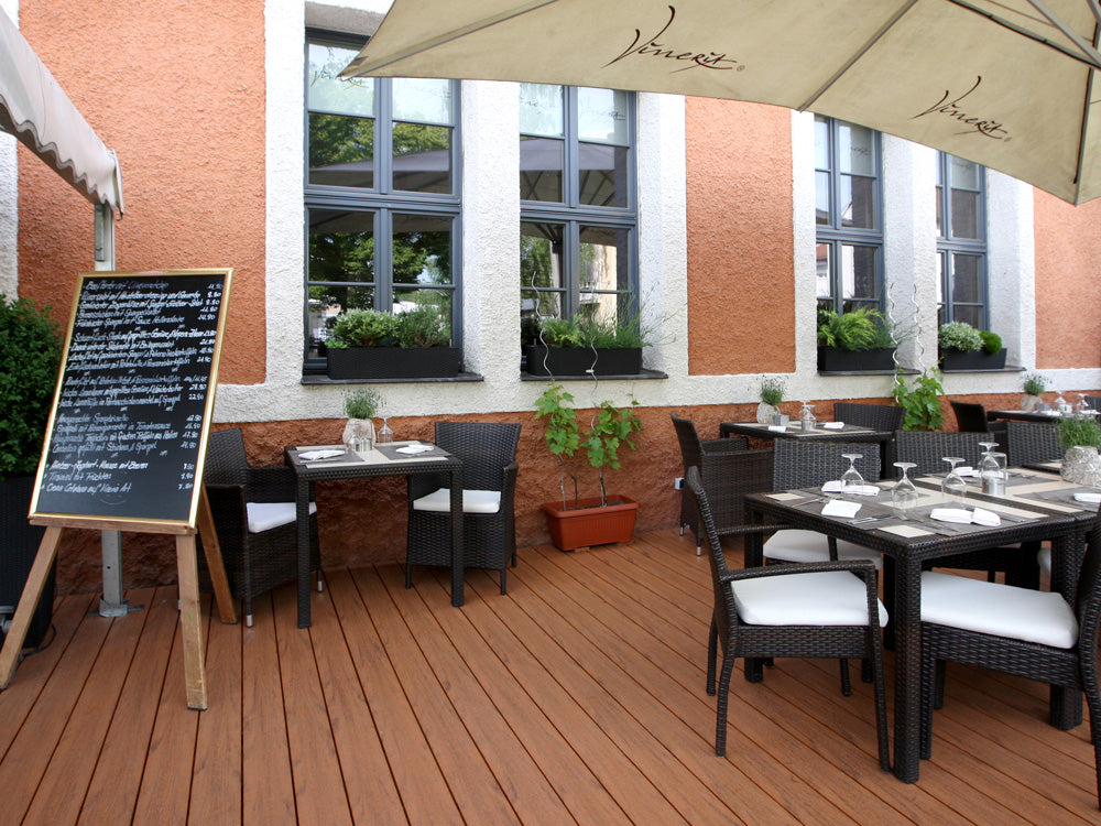 21x139 mm, "Die Naturlinie", WPC-Terrassendielen, Holzmaserung/fein, bernsteinbraun, Vollprofil
