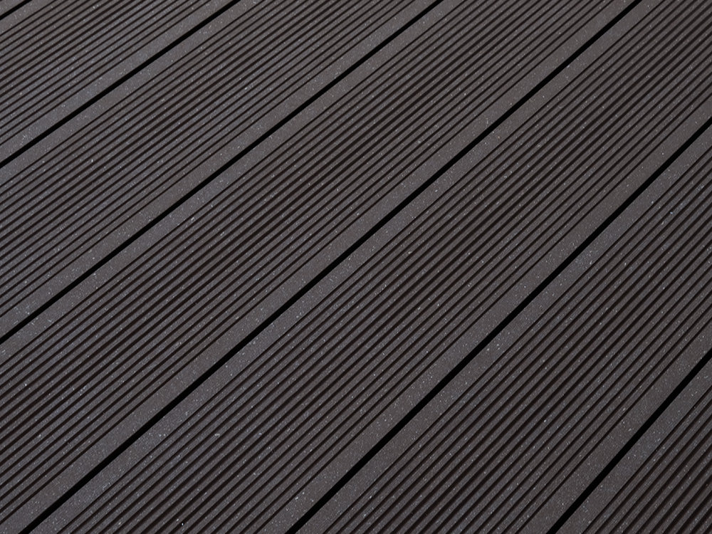 26×145mm Kovalex® Standard WPC-Terrassendiele, graubraun, gebürstet, Hohlkammer, grob/fein