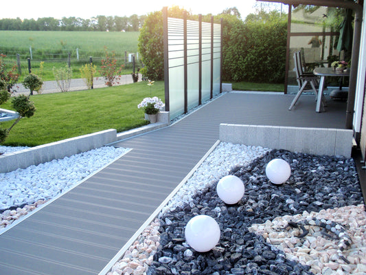 26×145mm Kovalex® Standard WPC-Terrassendiele, grau, mattiert, Vollprofil, grob/fein