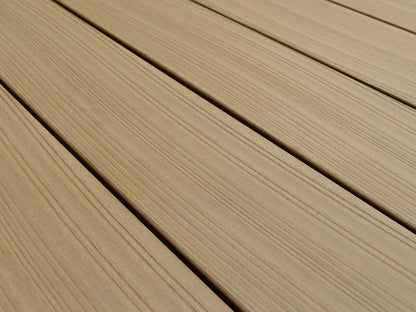 KAHRS WPC Terrassendielen, 20×140mm, Massiv, Teak, Grob/Strukturiert