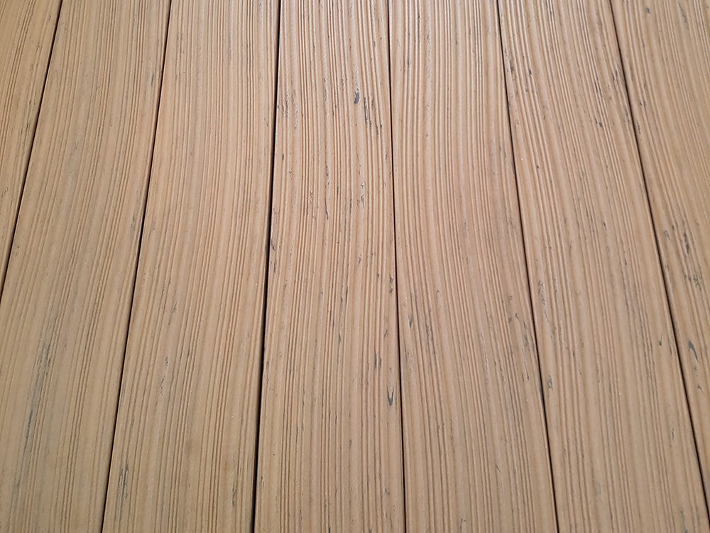 KAHRS WPC Terrassendielen, 20x140 mm, Massiv, Herbstbraun, Grob/Strukturiert