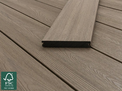 KAHRS WPC CoEx Terrassendielen, 20x140 mm, Massiv, Wendediele Urban Greige / Tropical Brown
