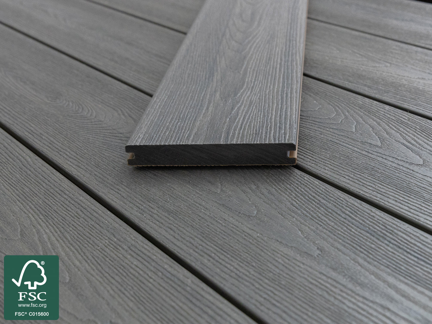 KAHRS WPC CoEx Terrassendielen, 20x140 mm, Massiv, Wendediele Golden Timber / Stone Grey