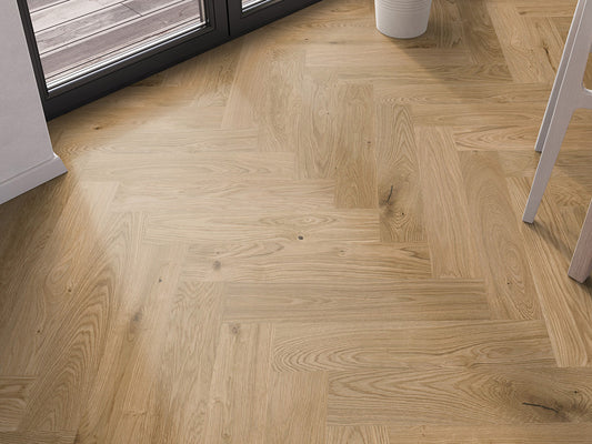 KAHRS Parkett Eiche "Fishbone" Natura, naturgeölt, gebürstet, Nut & Feder, 14/3x125x600 mm, 1 Paket = 2,400 m²