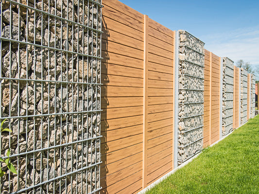 18x152 mm NATURinFORM WPC Fassadenprofil, "Die Gestaltende XXL", mit Holzmaserung, leicht gebürstet, Eichenbraun, Deckmaß: 148mm