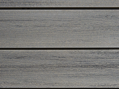 18x152 mm NATURinFORM WPC Fassadenprofil, "Die Gestaltende XXL", mit Holzmaserung, leicht gebürstet, Graphitgrau, Deckmaß: 148mm