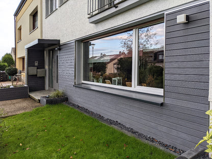 18x103 mm NATURinFORM WPC Fassadenprofil, "Die Gestaltende Exklusiv XL" mit Holzmaserung, leicht gebürstet, Basaltgrau, Deckmaß: 99mm