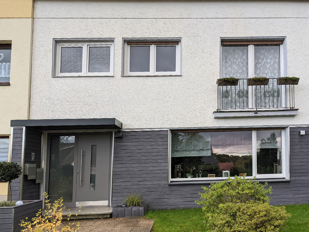 18x103 mm NATURinFORM WPC Fassadenprofil, "Die Gestaltende Exklusiv XL" mit Holzmaserung, leicht gebürstet, Basaltgrau, Deckmaß: 99mm