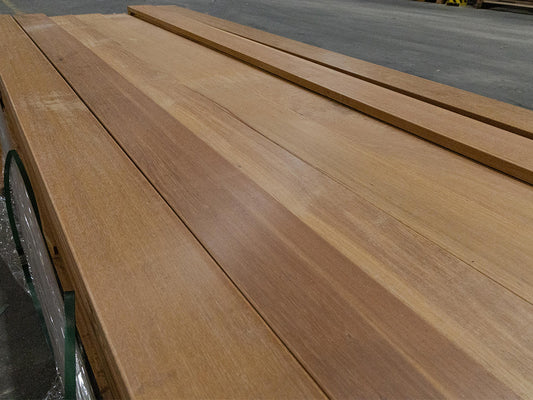 Guyana Ipe (Tanimbuca) Terrassendielen, 25x140 mm, KD, glatt/glatt