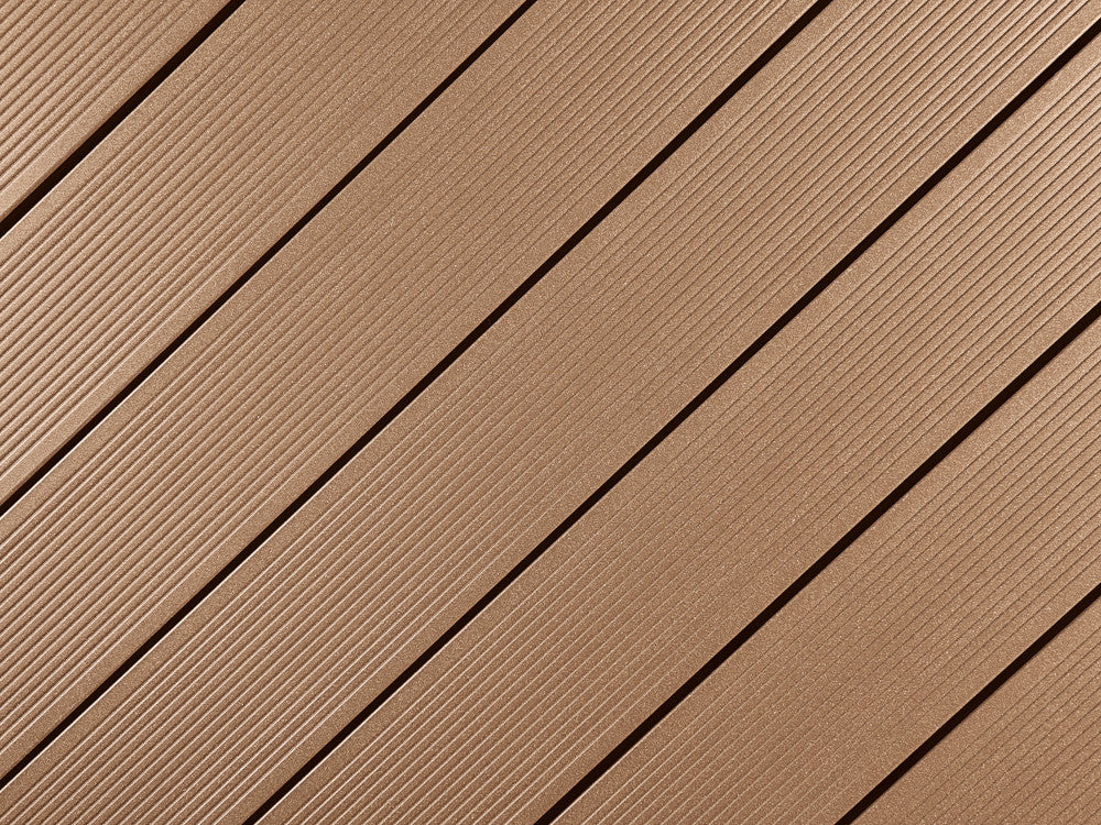 21x139 mm, "Die Kernige", WPC-Terrassendielen, Holzmaserung/fein, terrabraun, Vollprofil