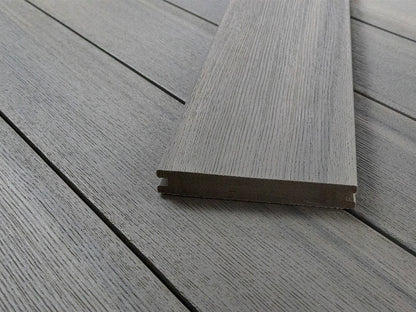 KAHRS BPC Terrassendielen, 20×140mm, Massiv, Silver gum, strukturiert, co-extrudiert – Bild 6