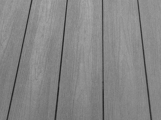 KAHRS BPC Terrassendielen, 20x140 mm, Massiv, Silver gum, strukturiert, co-extrudiert