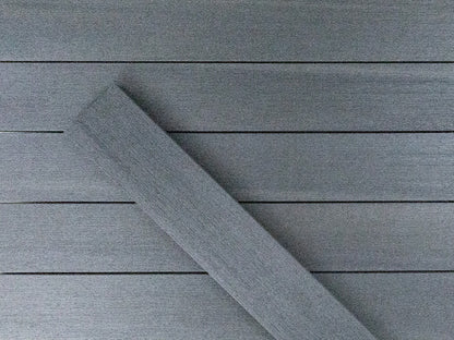 KAHRS BPC Terrassendielen, 20×140mm, Massiv, Silver gum, strukturiert, co-extrudiert – Bild 10