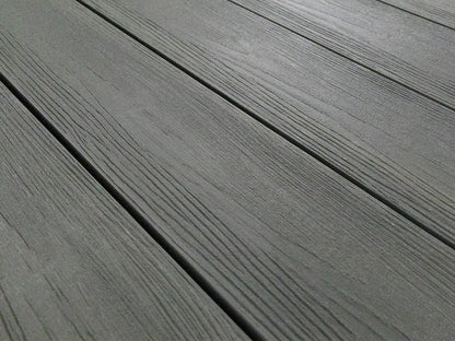 KAHRS BPC Terrassendielen, 20x140 mm, Massiv, Silver gum, strukturiert, co-extrudiert