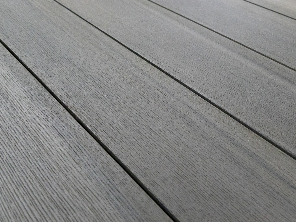 KAHRS BPC Terrassendielen, 20x140 mm, Massiv, Silver gum, strukturiert, co-extrudiert