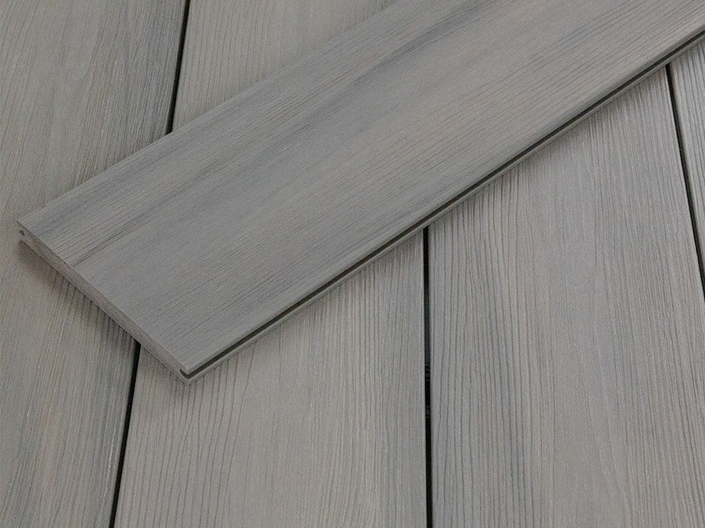 KAHRS BPC Terrassendielen, 20×210mm, Massiv XL, Silver gum, strukturiert, co-extrudiert – Bild 8