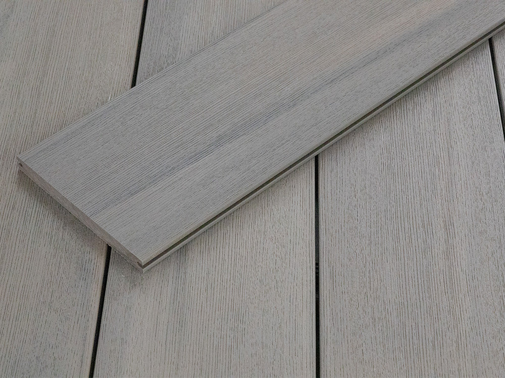 KAHRS BPC Terrassendielen, 20x210 mm, Massiv XL, Silver gum, strukturiert, co-extrudiert