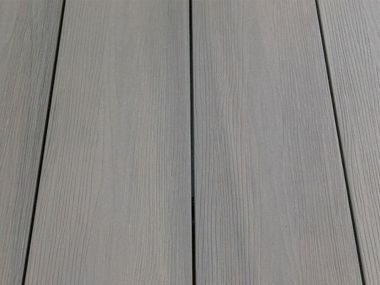 KAHRS BPC Terrassendielen, 20x210 mm, Massiv XL, Silver gum, strukturiert, co-extrudiert