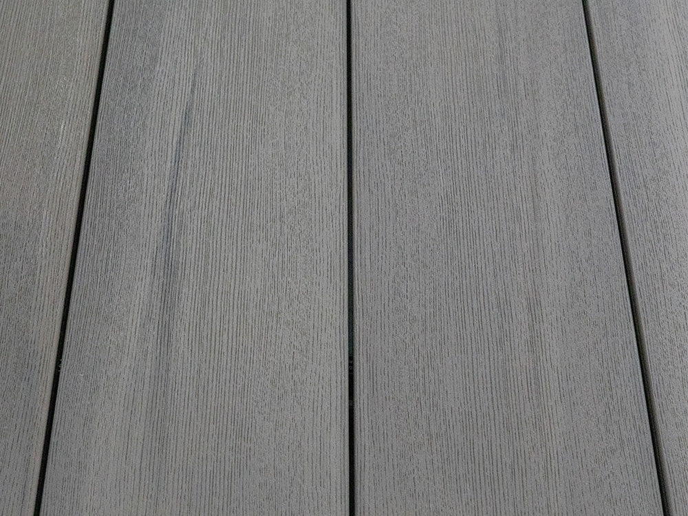 KAHRS BPC Terrassendielen, 20×210mm, Massiv XL, Silver gum, strukturiert, co-extrudiert – Bild 9