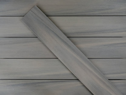 KAHRS BPC Terrassendielen, 20x210 mm, Massiv XL, Silver gum, strukturiert, co-extrudiert