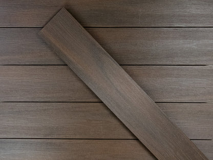 KAHRS BPC Terrassendielen, 20x210 mm, Massiv XL, Walnut, strukturiert, co-extrudiert