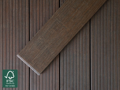 Moso-Bambus Terrassendielen, 20x137 mm  thermobehandelt, fein/glatt, roh, 3 Stk./Bund, seitlich genutet, stirnseitig Nut & Feder