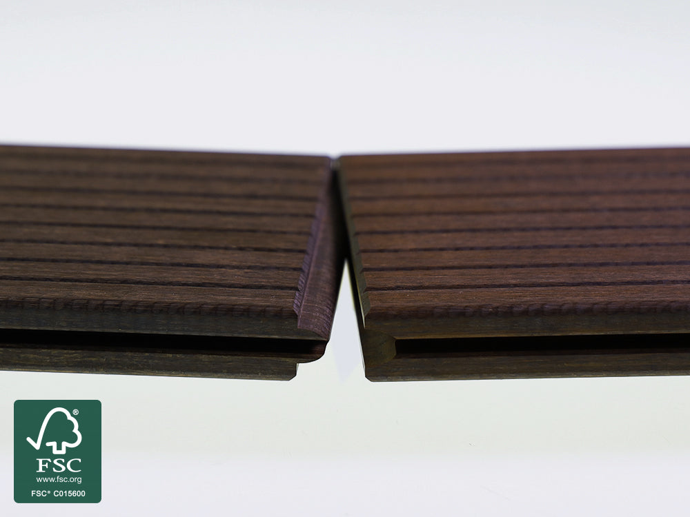 Moso-Bambus Terrassendielen, 20×137mm thermobehandelt, fein/glatt, roh, 3 Stk./Bund, seitlich genutet, stirnseitig Nut & Feder