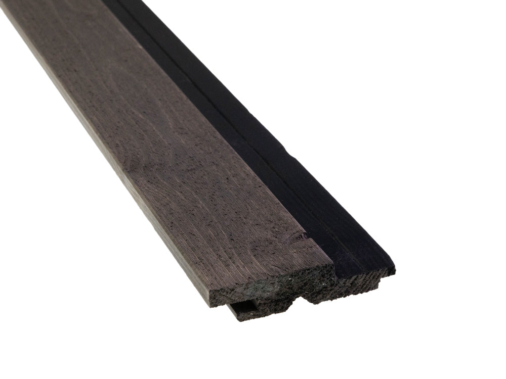 Nordische Fichte 3D Fassadenprofil, 21x96 mm, KD, Sichtseite fein gesägt, endbehandelt mit Patina Holzschutzlasur, mit schwarzer Feder, Deckbreite: 86 mm