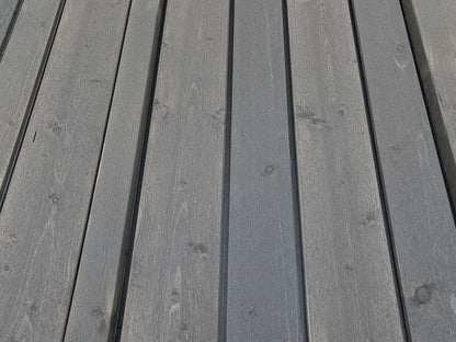 Nordische Fichte 3D Fassadenprofil, 21x121 mm, KD, Sichtseite fein gesägt, endbehandelt mit Patina Holzschutzlasur, mit schwarzer Feder, Deckbreite: 111 mm