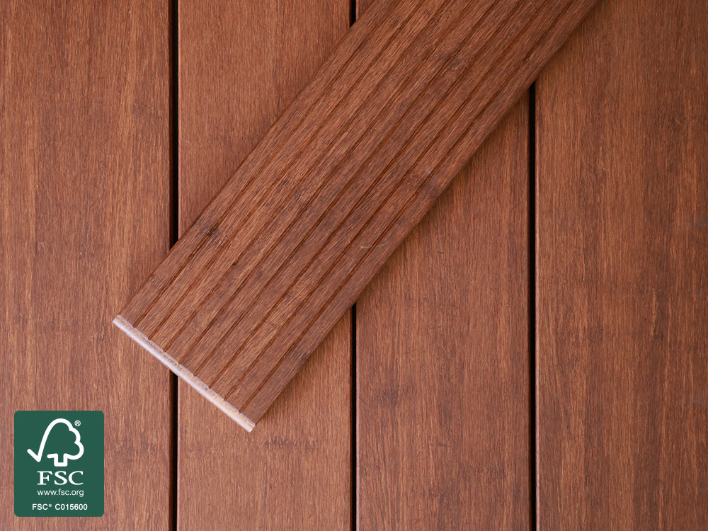Moso-Bambus Terrassendielen, 20×137mm, fein/glatt, vorgeölt coffee, 3 Stk./Bund, mineralveredelt, seitlich genutet, stirnseitig Nut & Feder