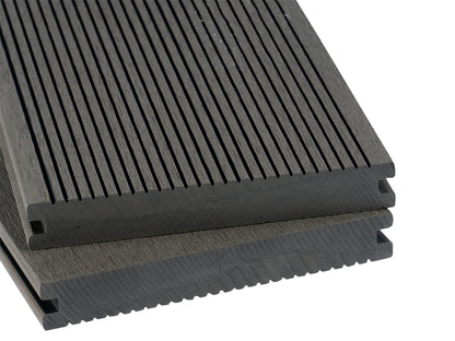 KAHRS BPC Terrassendielen LIGHT, 20x140 mm, Silver cedar, geriffelt/glatt, Massiv