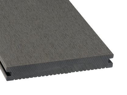 KAHRS BPC Terrassendielen LIGHT, 20×140mm, Silver cedar, geriffelt/glatt, Massiv