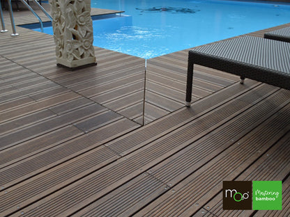 MOSO® Bambus Terrassendielen, 18x137 mm, Bamboo X-treme®, grob/glatt, geölt mit Woca