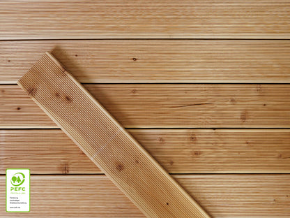 Kanadische Lärche Terrassendielen, 27x143 mm, KD, fein/fein