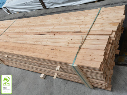 Kanadische Lärche Rhombusleisten, 20x68 mm, KD, 15° Schräge, fein gesägt, Kanten gerundet